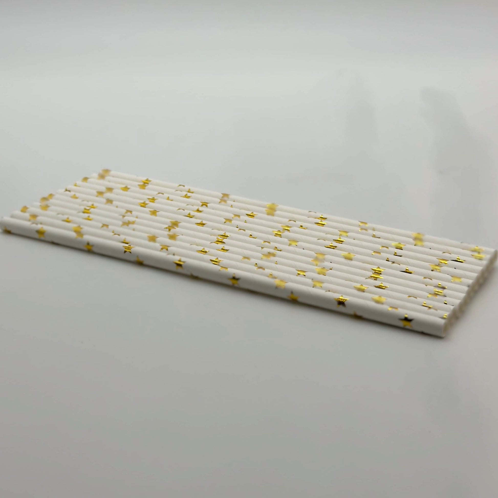 Paper Straw White Gold Star Set of 13